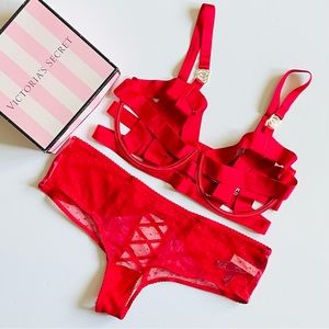 36DD XL Victoria’s Secret red bra set